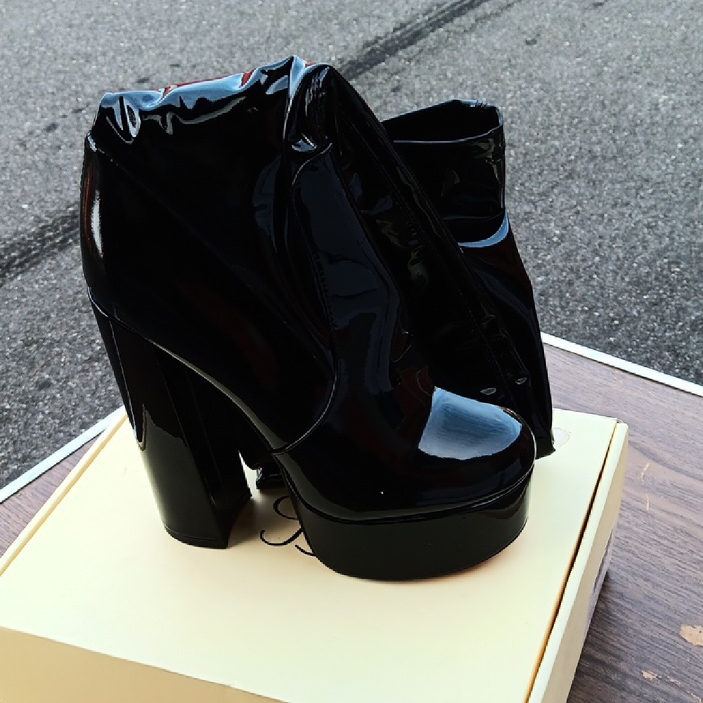 Black Patent Leather Platform Ankle Boots